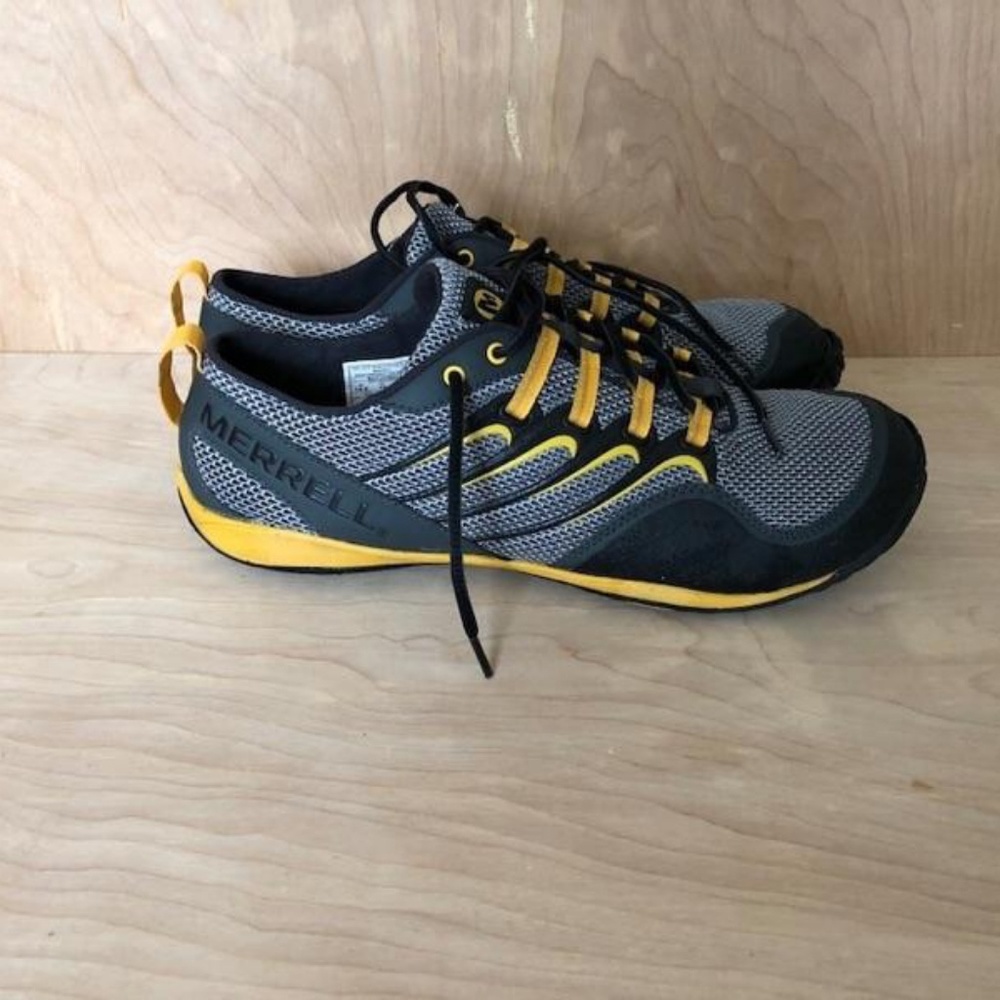 Merkel trail glove Size 10.5